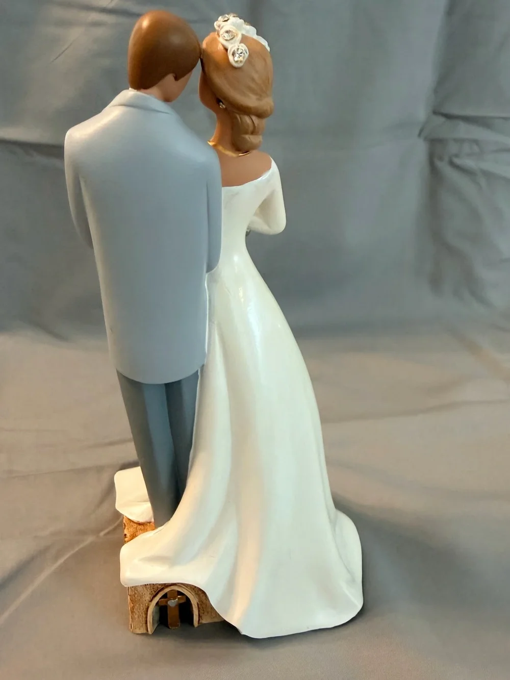 Enesco Legacy of Love Kim Lawrence Wedding Cake Topper Bride & Groom Table Decor